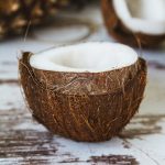 Czy warto używać oleju kokosowego?